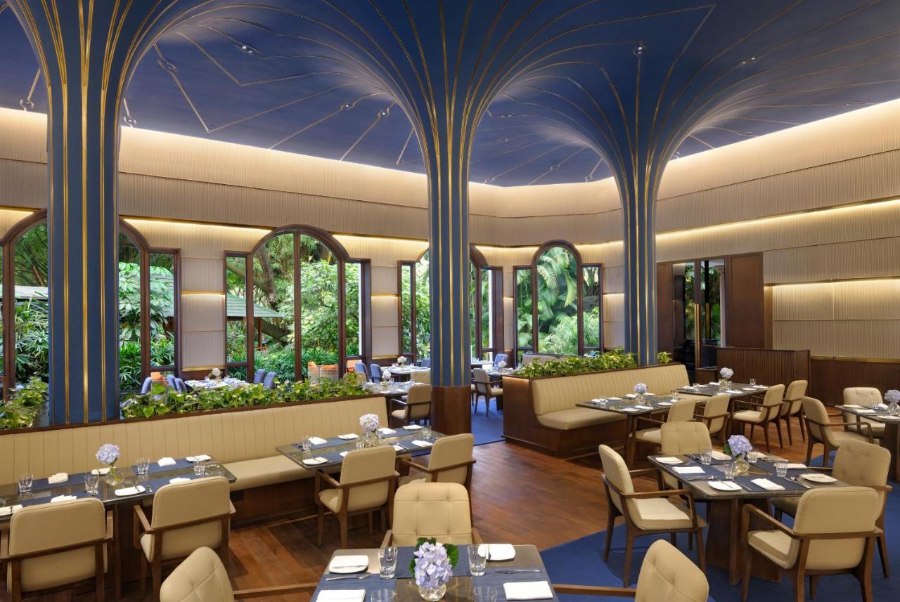 Hotel The Oberoi Bengaluru Zewnętrze zdjęcie The restaurant's interior