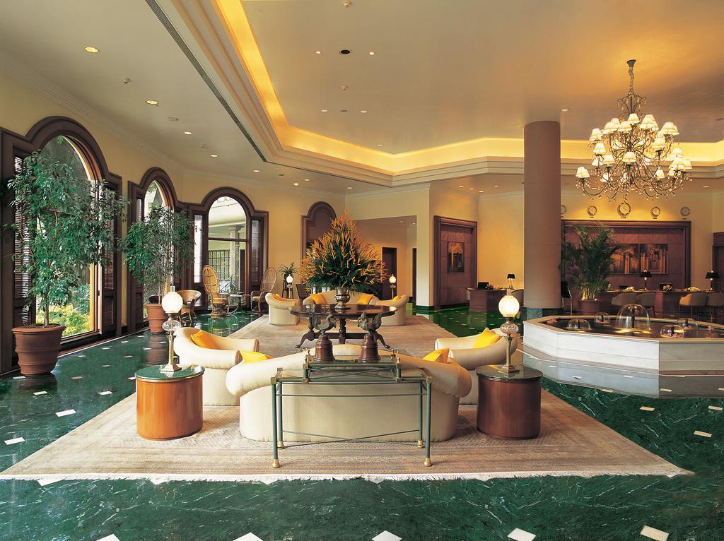 Hotel The Oberoi Bengaluru Zewnętrze zdjęcie Lobby